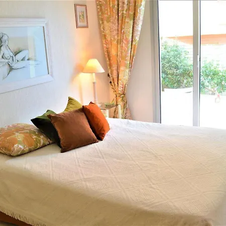 3 Pieces Avec Terrasse Proche A - Fr-1-226b-66 Appartement Cavalaire-sur-Mer